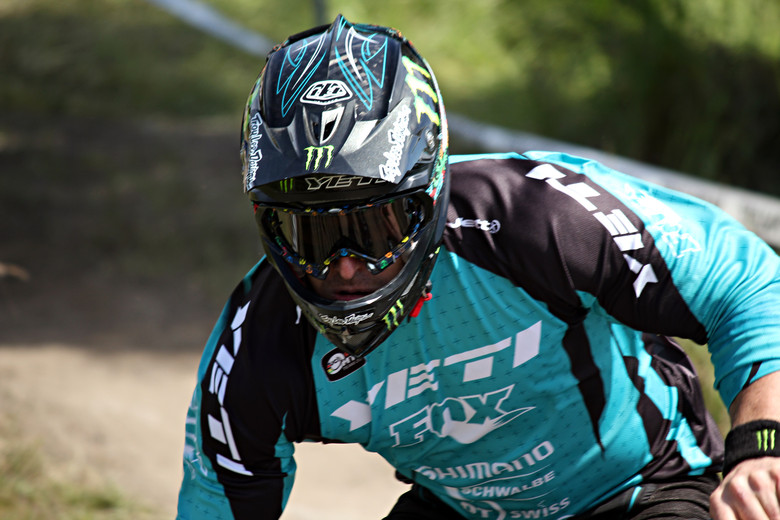 Graves charging hard toward his second win of the weekend Graves charging hard toward his second win of the weekend