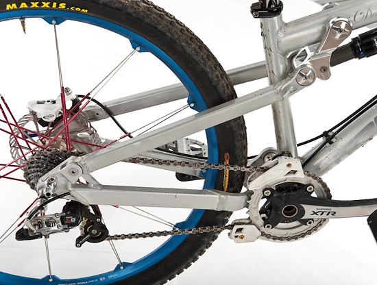 New rear end with internal chainstay cable routing. New rear end with internal chainstay cable routing.